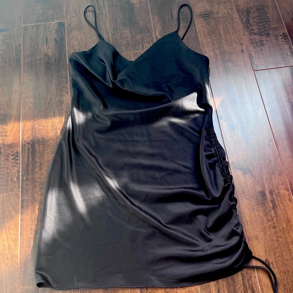 TOPSHOP Black Ruched Mini Satin Slip Dress - Picture 6 of 8